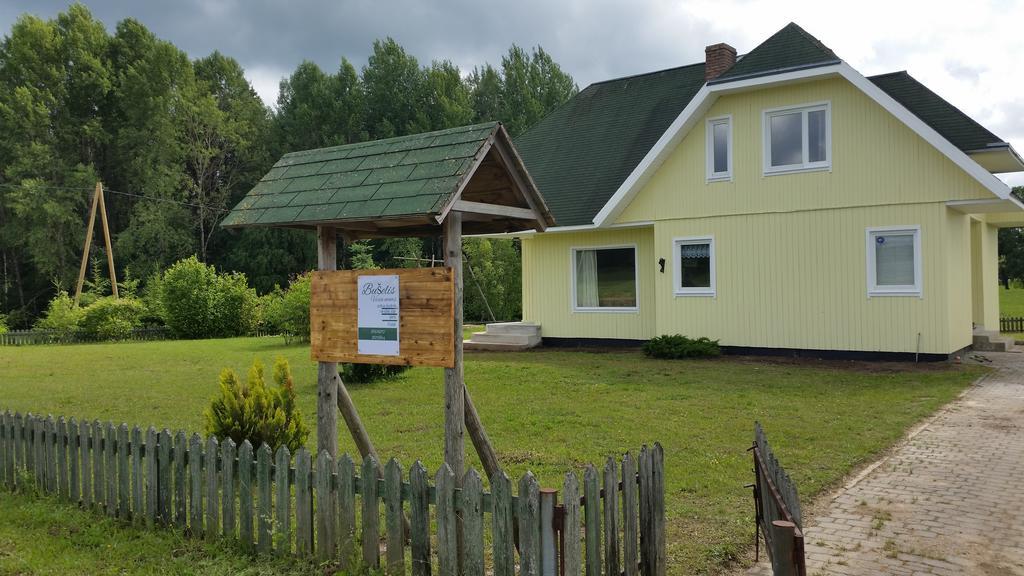 Viesu Nams Buselis Hotel Turaida Екстериор снимка